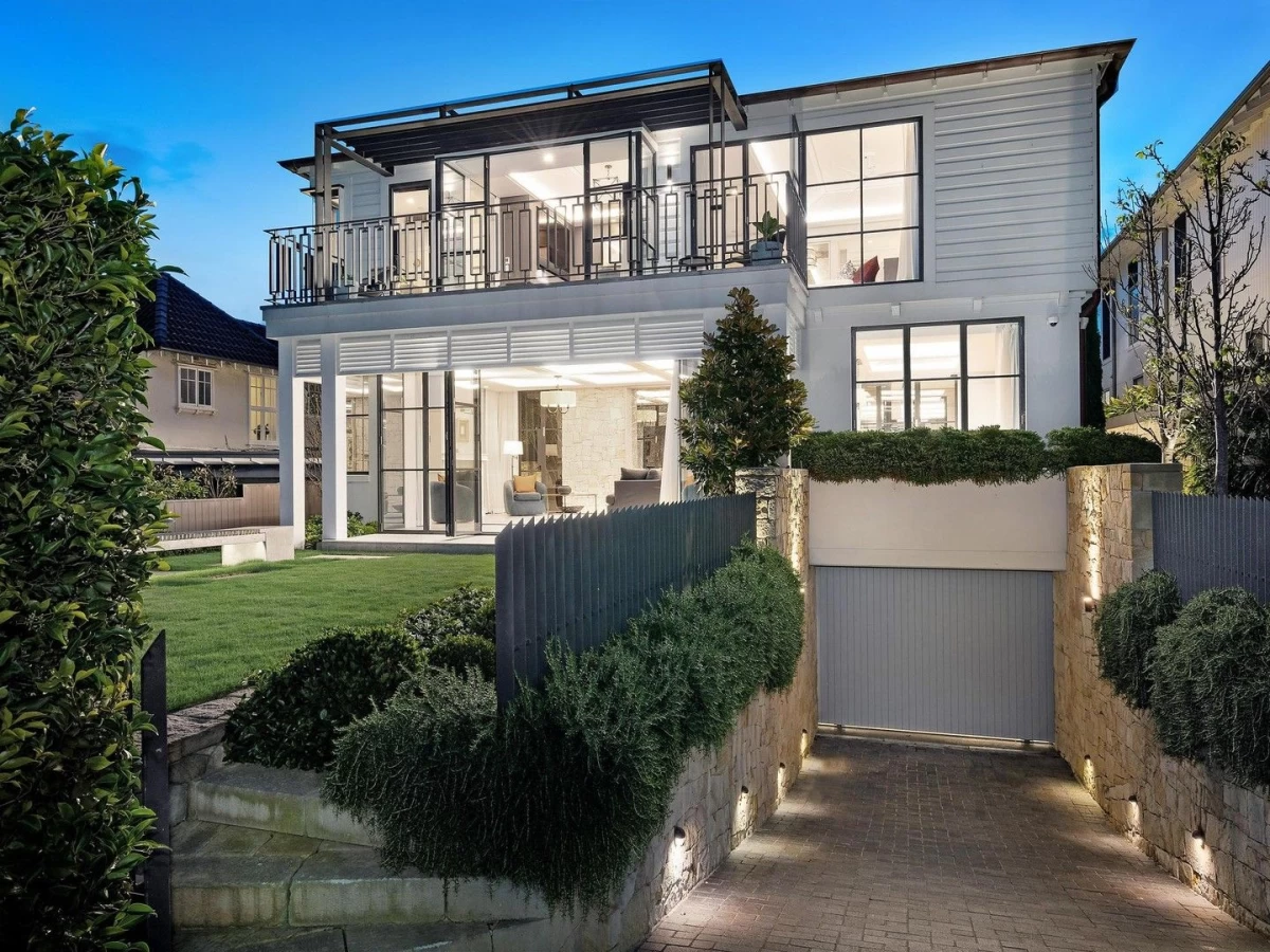 10 Burrawong Avenue, Mosman, NSW 2088 detailed property overview, pros and cons, and an in-depth floor plan analysis