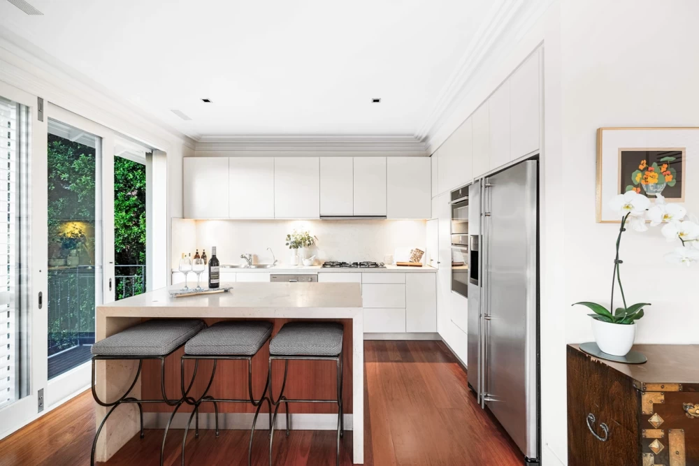 Modern, spacious kitchen with ample storage and counter space - 14A Musgrave Street, Mosman, NSW 2088