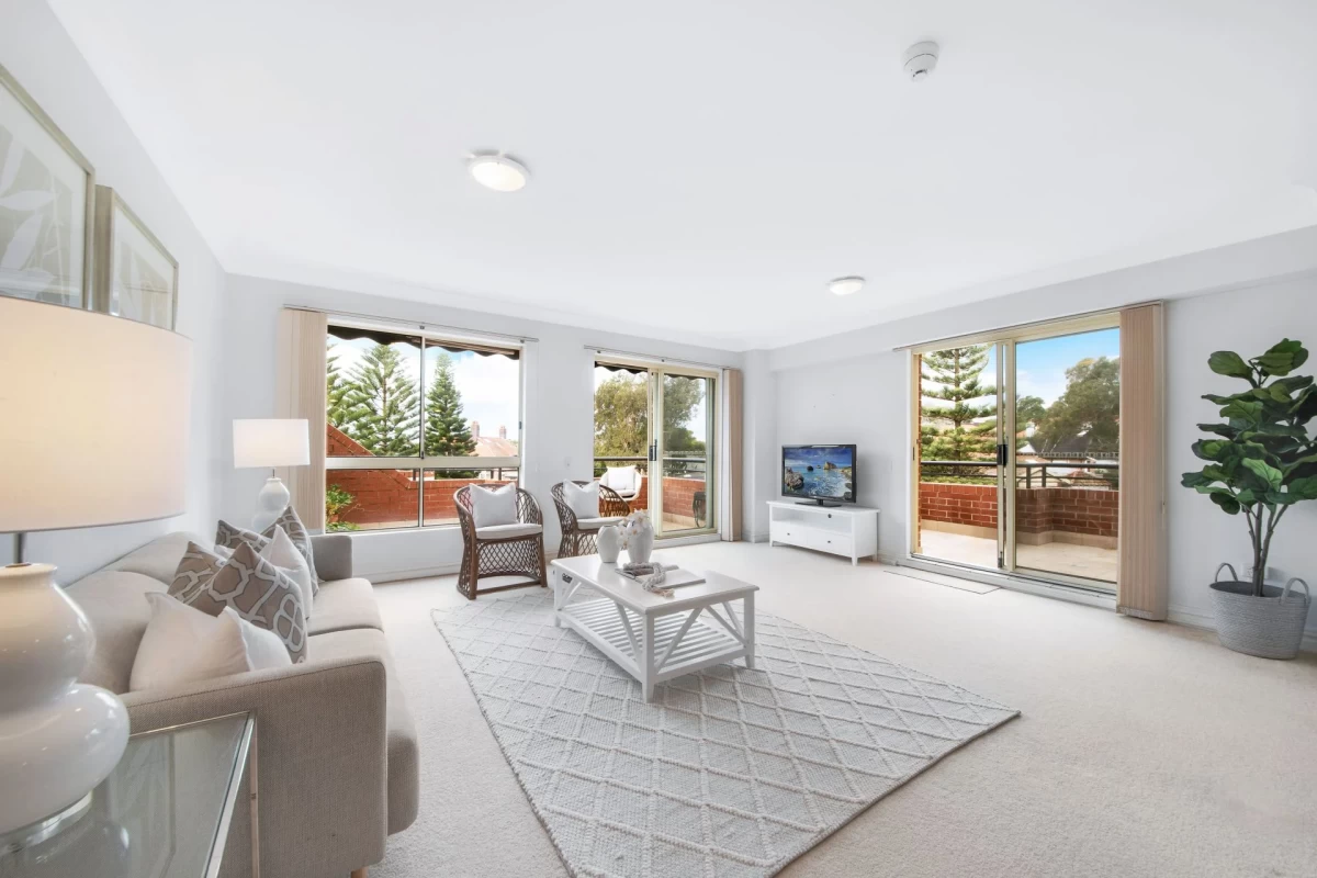 18/69 Bradleys Head Road, Mosman, NSW 2088 detailed property overview, pros and cons, and an in-depth floor plan analysis