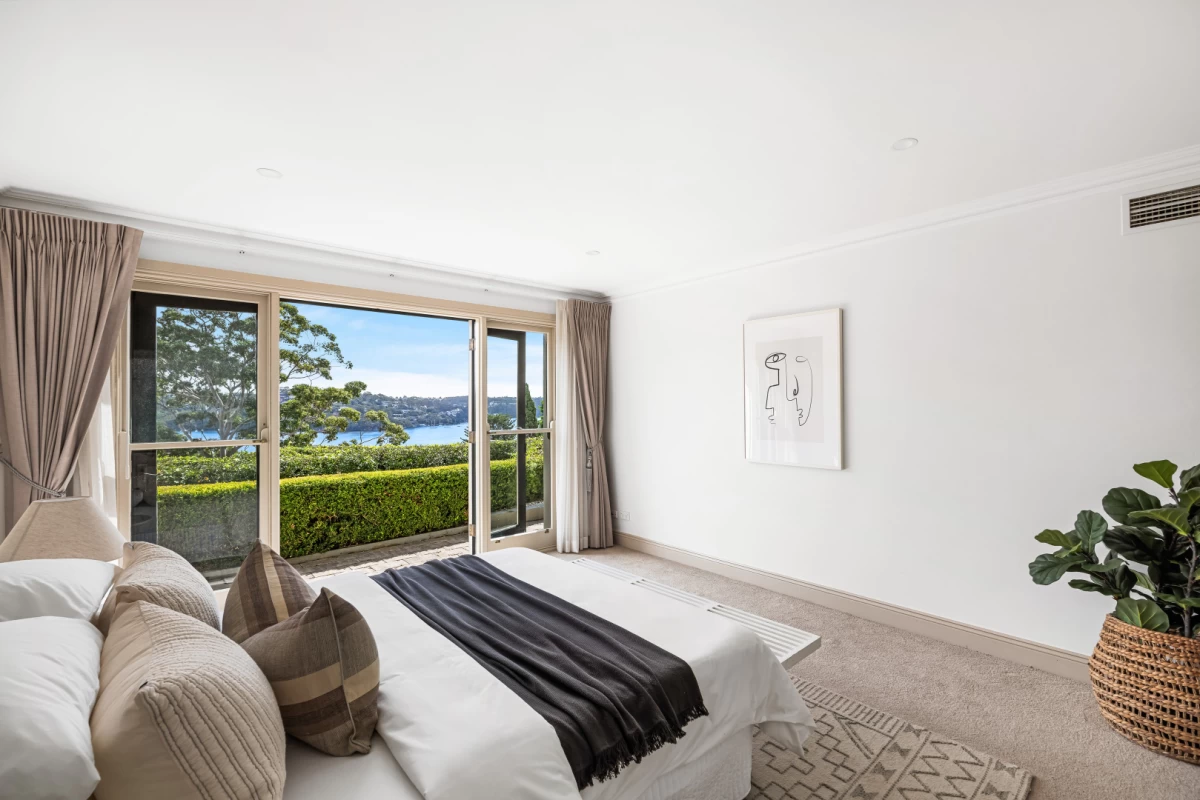 Bright bedroom with garden and bay views - 20A Euryalus Street, Mosman, NSW 2088