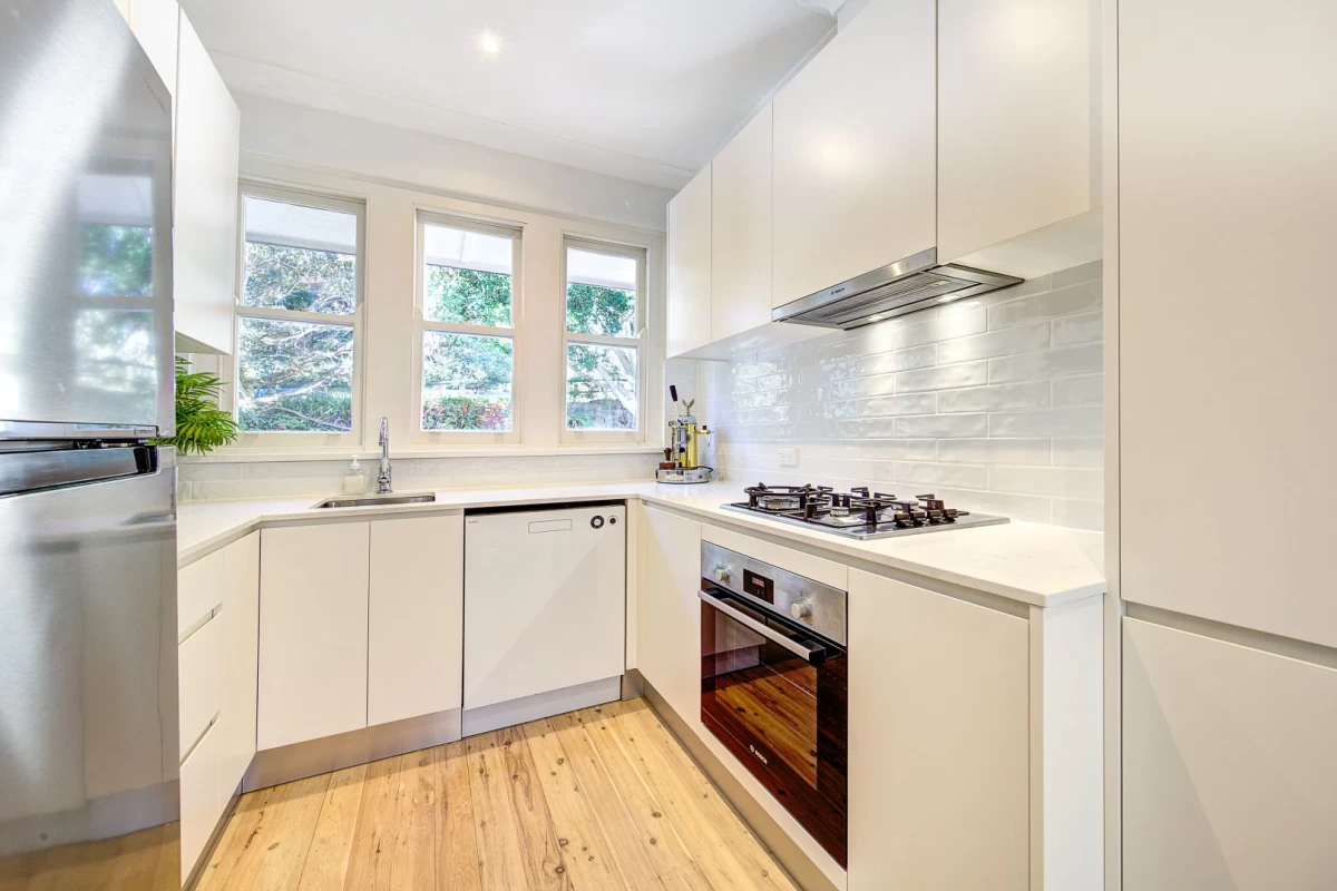 Compact and fully equipped secondary kitchen - 28 Upper Avenue Road, Mosman, NSW 2088