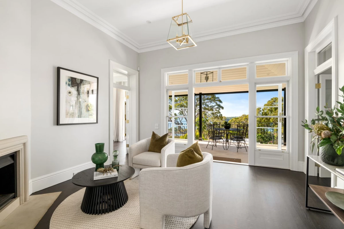 Bright sitting room with balcony access, ideal for relaxation - 3 Little Street, Mosman, NSW 2088