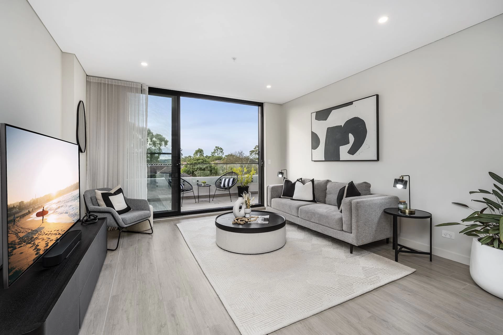 404/610 Mowbray Road, Lane Cove, NSW 2066 Floor Plan: Pros and Cons