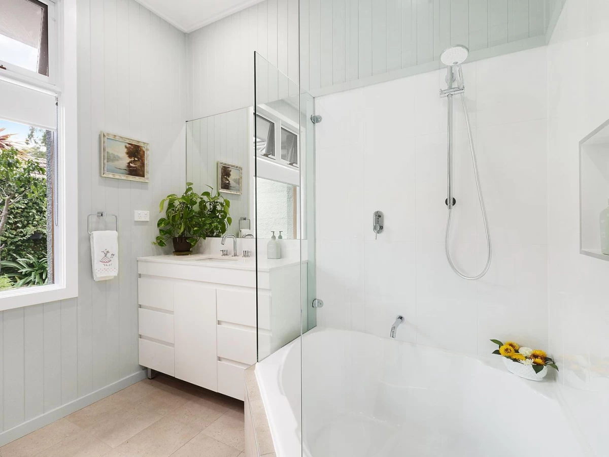 Modern bathroom with bathtub and plenty of natural light - 58 Phoenix Street, Lane Cove, NSW 2066