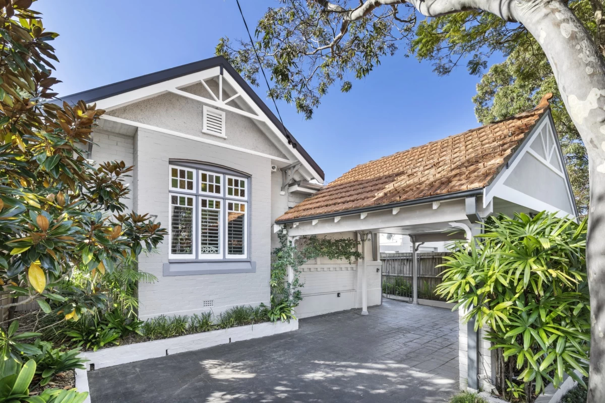 Charming front entrance with carport and greenery - 7 Melrose Street, Mosman, NSW 2088